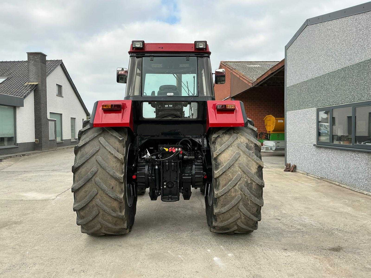 Case IH 1455XL - Traktor: obrázok 4 Case IH 1455XL - Traktor: obrázok 4