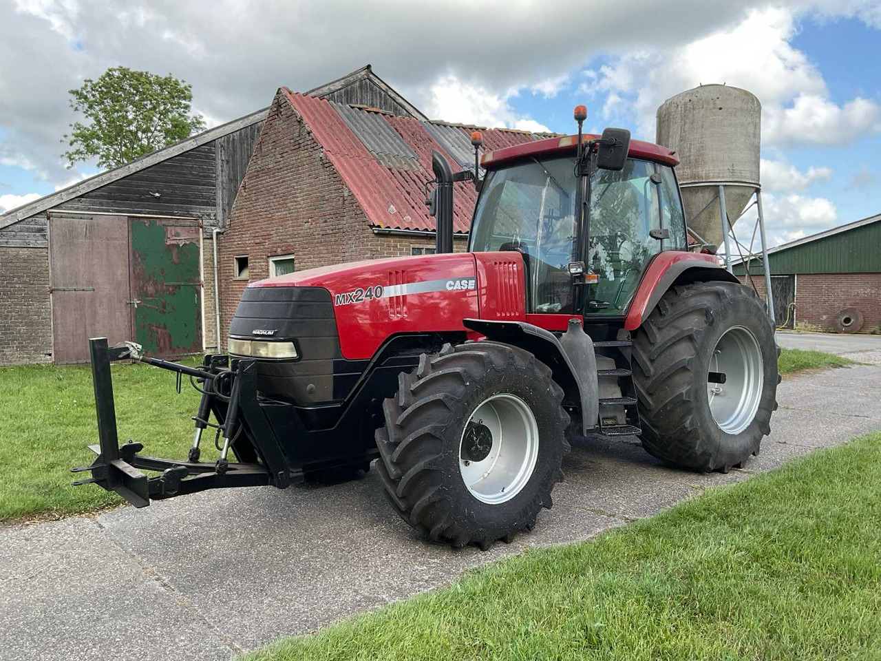 Case IH Magnum MX240 - Traktor: obrázok 1 Case IH Magnum MX240 - Traktor: obrázok 1