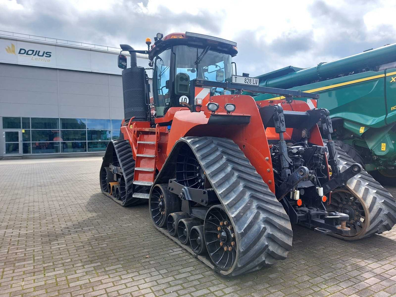 Case Quadtrac 600 - Pásový traktor: obrázok 5 Case Quadtrac 600 - Pásový traktor: obrázok 5