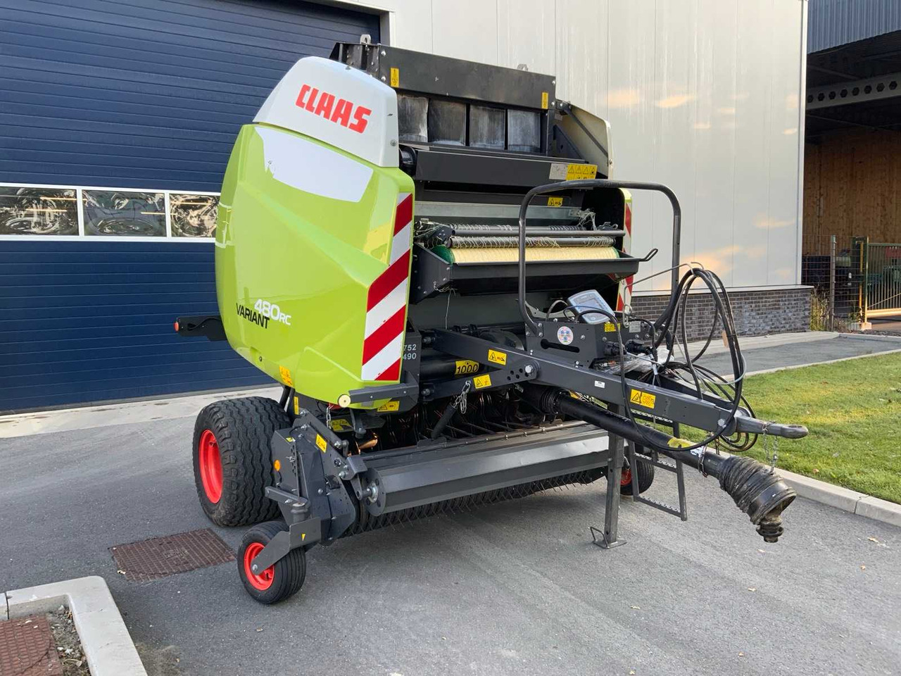 Claas 480 RC - Lis na okrúhle balíky: obrázok 5 Claas 480 RC - Lis na okrúhle balíky: obrázok 5