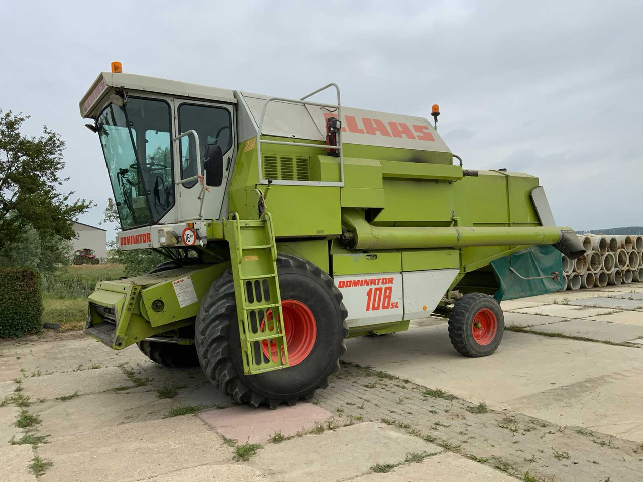 Claas Dominator 108 SL - Obilný kombajn: obrázok 2 Claas Dominator 108 SL - Obilný kombajn: obrázok 2