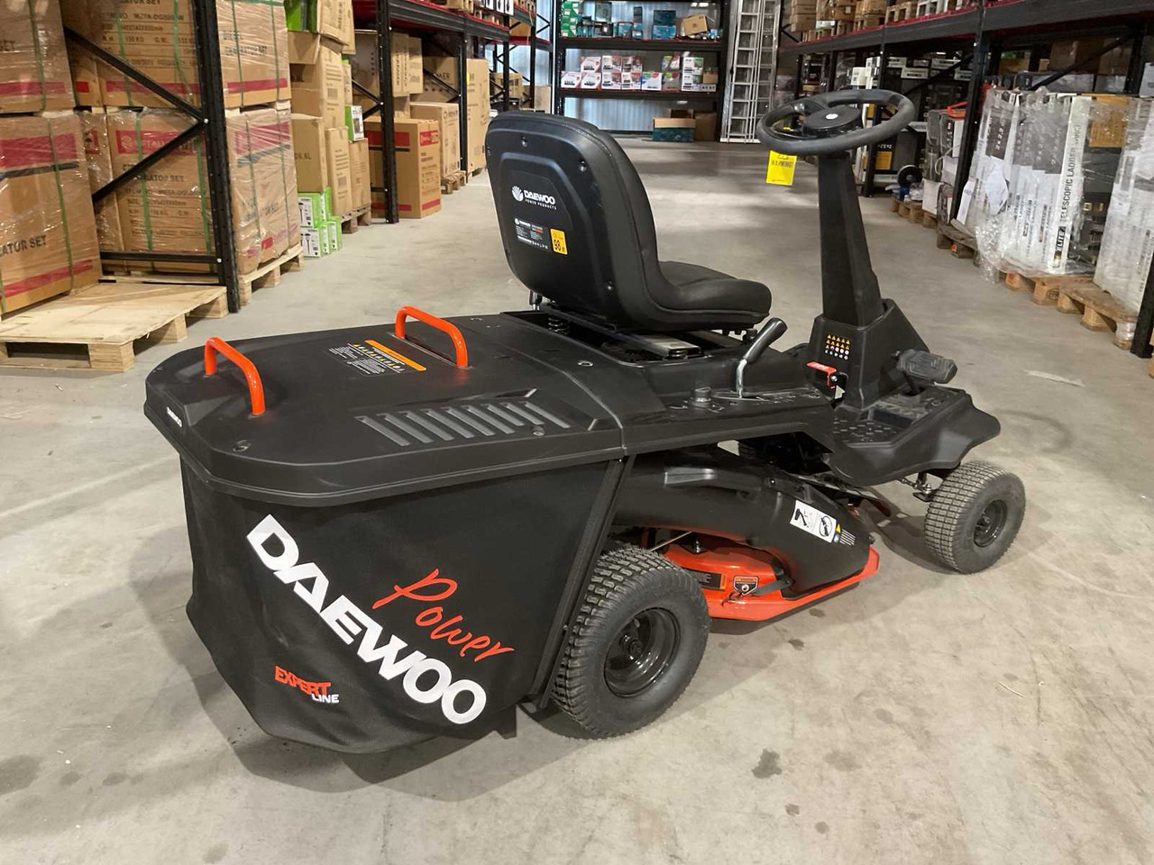 Daewoo DAXRM224 - Záhradná kosačka: obrázok 5 Daewoo DAXRM224 - Záhradná kosačka: obrázok 5