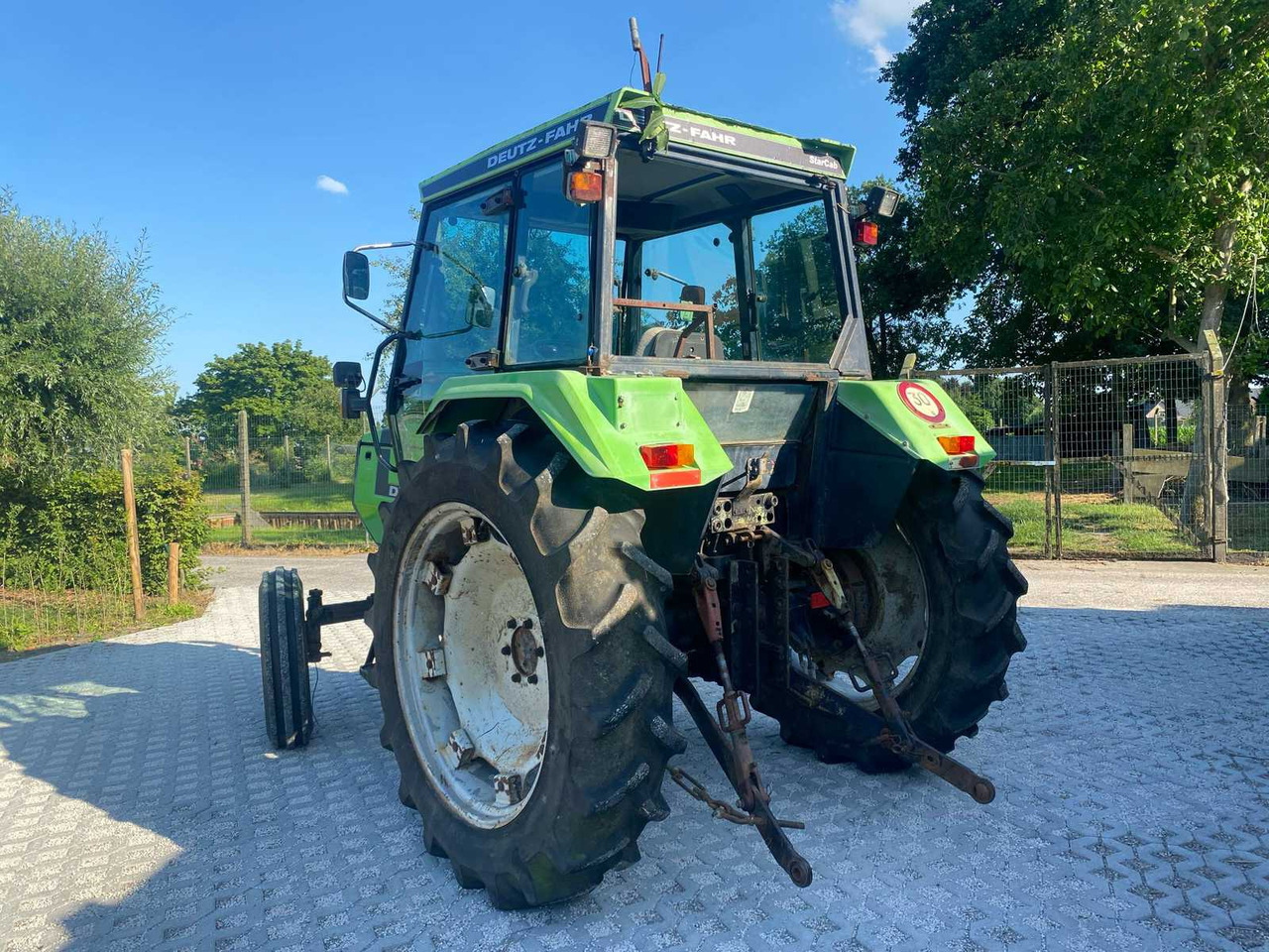 Deutz-Fahr DX3.50 - Traktor: obrázok 5 Deutz-Fahr DX3.50 - Traktor: obrázok 5