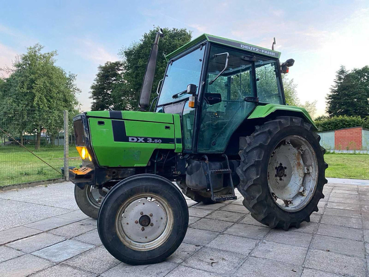 Deutz-Fahr DX3.50 - Traktor: obrázok 1 Deutz-Fahr DX3.50 - Traktor: obrázok 1