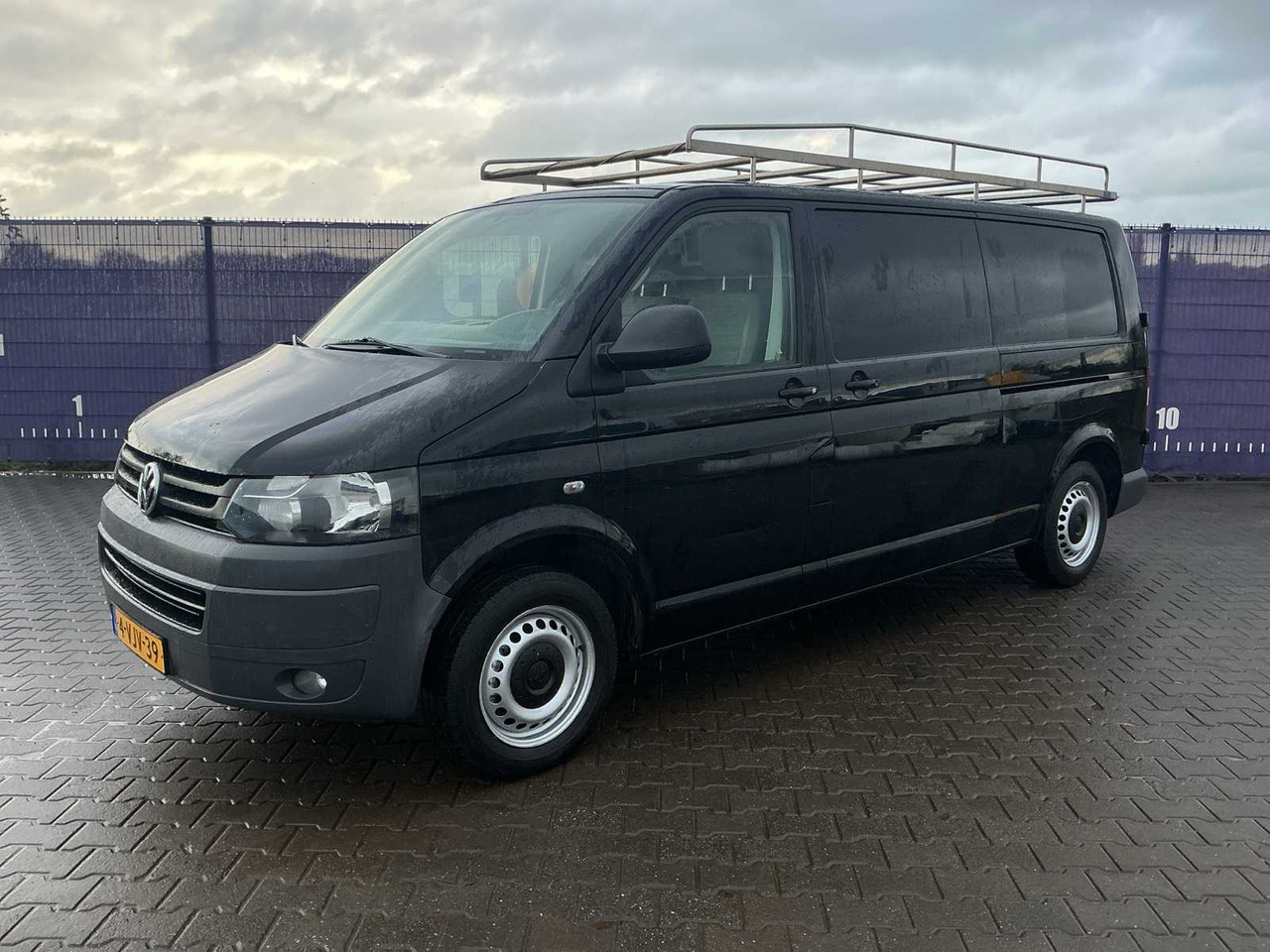 2010 - VOLKSWAGEN - TRANSPORTER - 2.0 TDI L2H1 COM. DC - COMMERCIAL VEHICLE - Dodávka: obrázok 1 2010 - VOLKSWAGEN - TRANSPORTER - 2.0 TDI L2H1 COM. DC - COMMERCIAL VEHICLE - Dodávka: obrázok 1