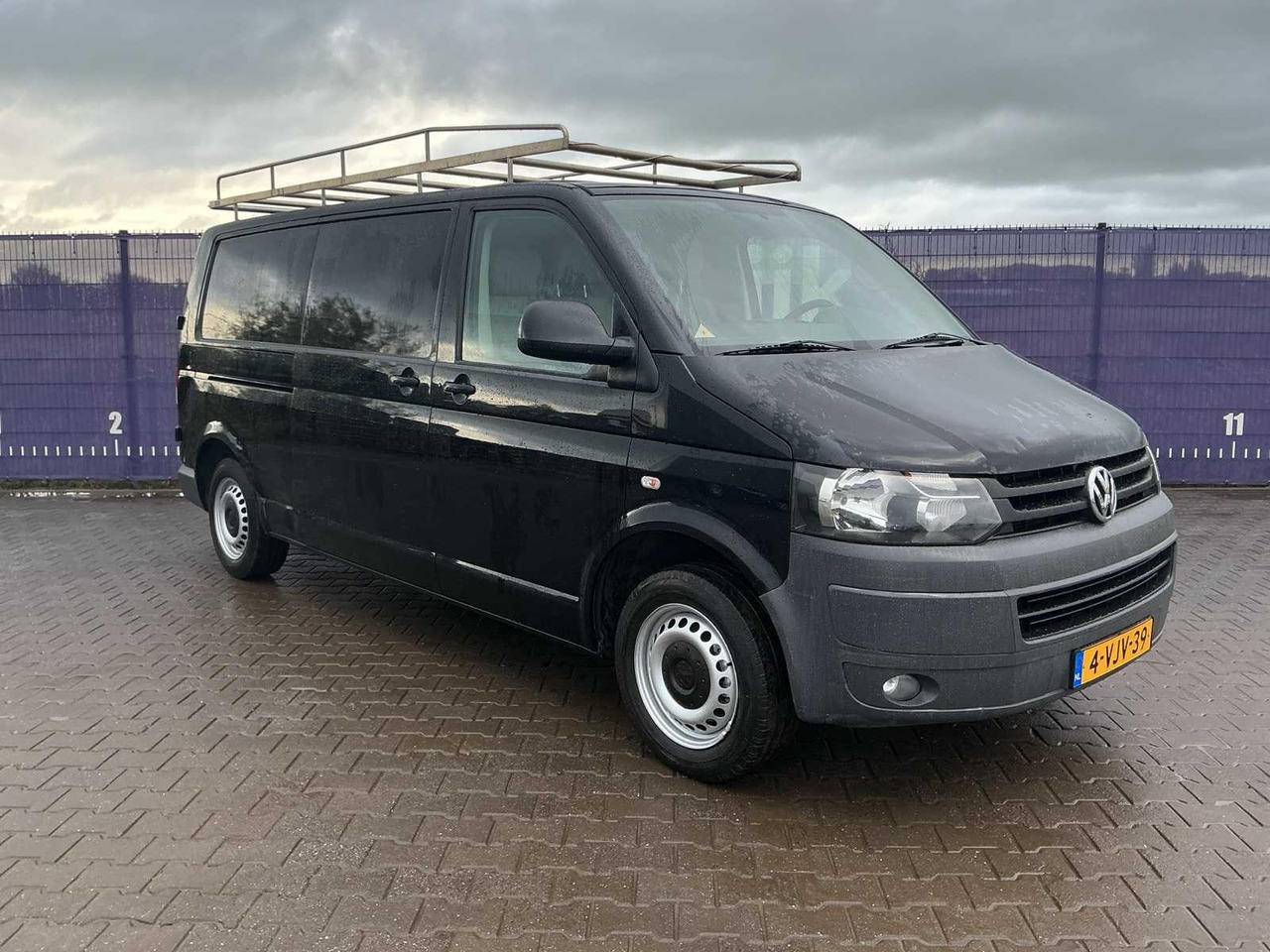 2010 - VOLKSWAGEN - TRANSPORTER - 2.0 TDI L2H1 COM. DC - COMMERCIAL VEHICLE - Dodávka: obrázok 2 2010 - VOLKSWAGEN - TRANSPORTER - 2.0 TDI L2H1 COM. DC - COMMERCIAL VEHICLE - Dodávka: obrázok 2