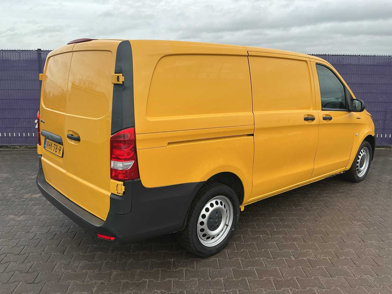 2020 - MERCEDES-BENZ - EVITO - EVITO LONG 41KWH - COMMERCIAL VEHICLE - Dodávka: obrázok 4 2020 - MERCEDES-BENZ - EVITO - EVITO LONG 41KWH - COMMERCIAL VEHICLE - Dodávka: obrázok 4