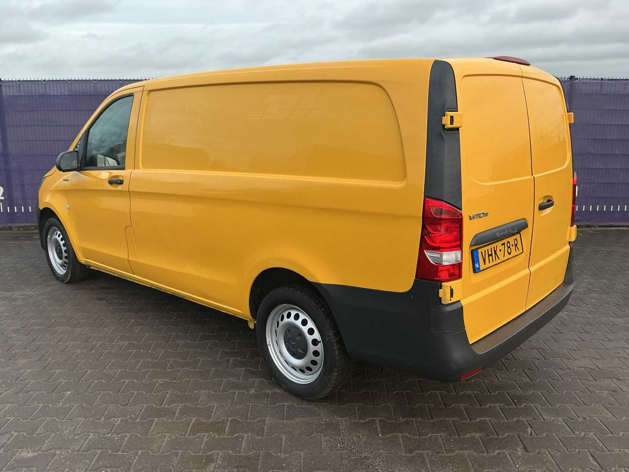 2020 - MERCEDES-BENZ - EVITO - EVITO LONG 41KWH - COMMERCIAL VEHICLE - Dodávka: obrázok 3 2020 - MERCEDES-BENZ - EVITO - EVITO LONG 41KWH - COMMERCIAL VEHICLE - Dodávka: obrázok 3