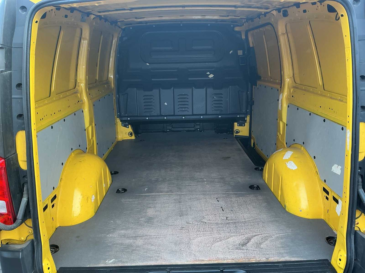 2020 - MERCEDES-BENZ - EVITO - EVITO LONG 41KWH - COMMERCIAL VEHICLE - Dodávka: obrázok 5 2020 - MERCEDES-BENZ - EVITO - EVITO LONG 41KWH - COMMERCIAL VEHICLE - Dodávka: obrázok 5