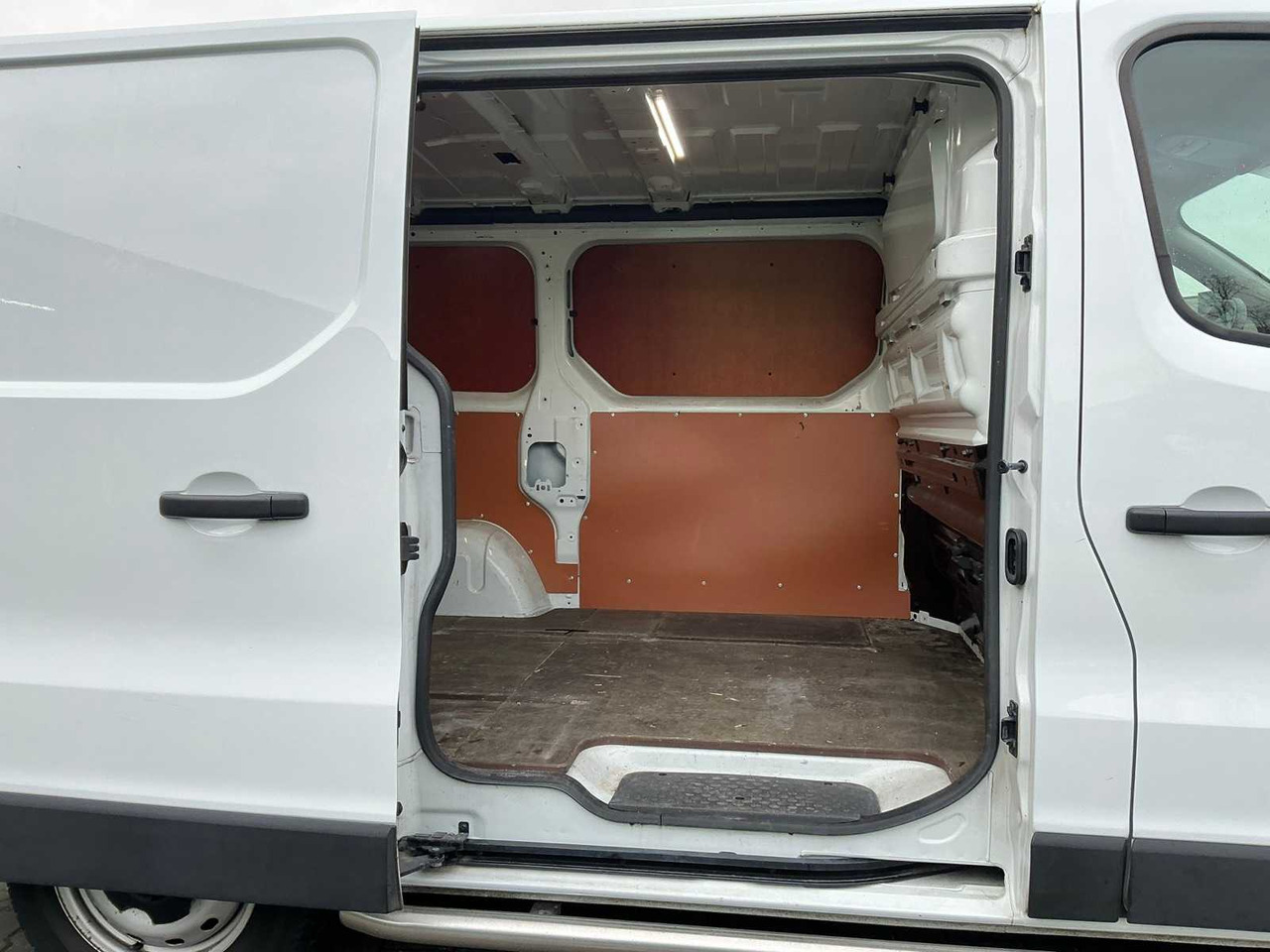 Dodávka 2020 RENAULT TRAFIC 1.6DCI 95 T95 L1H1 COMFORT COMMERCIAL VEHICLE: obrázok 31