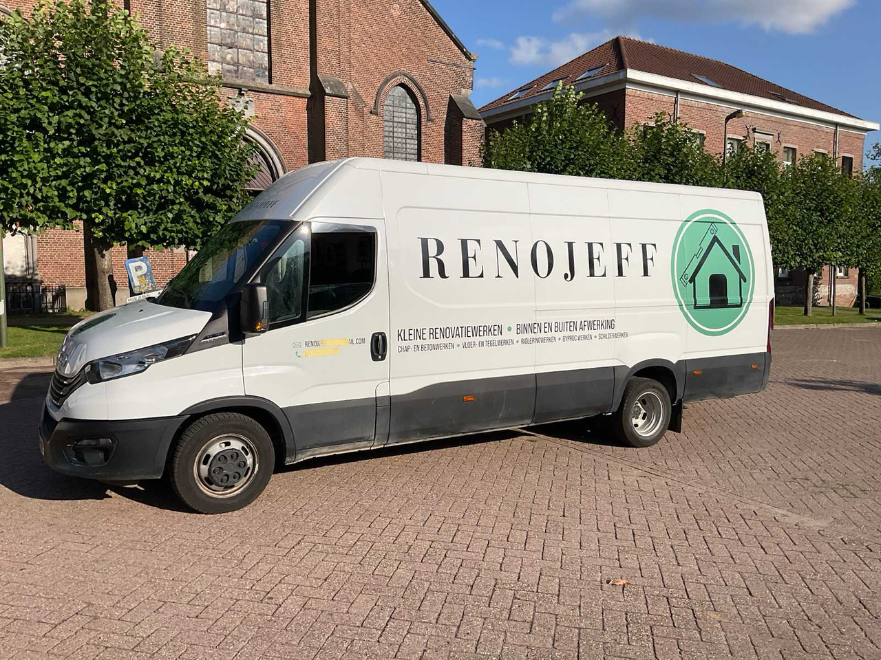 2022 IVECO 35C18 L4 COMMERCIAL VEHICLE - Dodávka: obrázok 2 2022 IVECO 35C18 L4 COMMERCIAL VEHICLE - Dodávka: obrázok 2