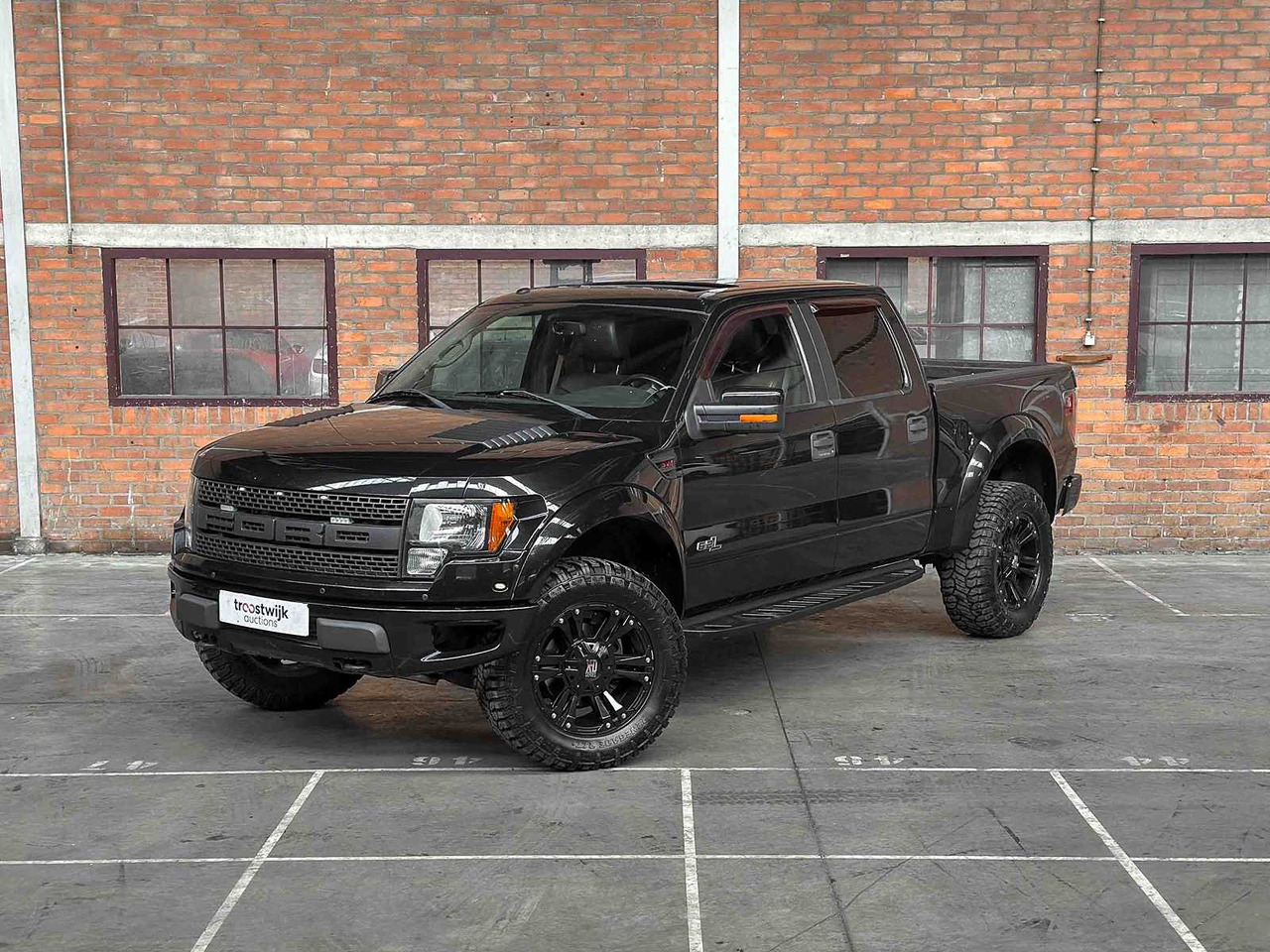 FORD RAPTOR F150 6.2 V8 416HP 2011, 2-VNH-93 - Dodávka: obrázok 4 FORD RAPTOR F150 6.2 V8 416HP 2011, 2-VNH-93 - Dodávka: obrázok 4