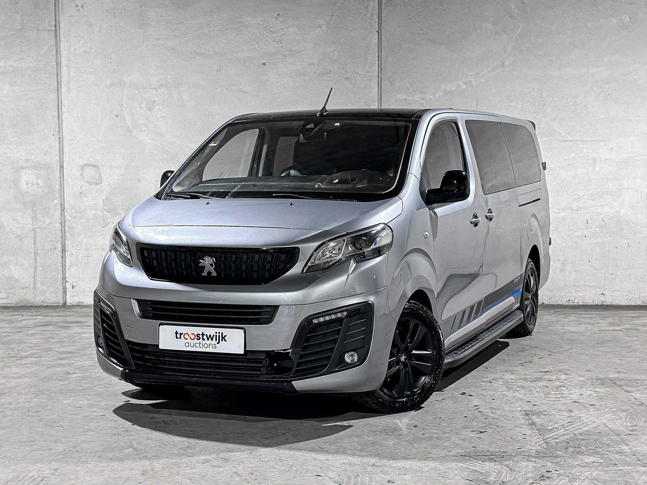PEUGEOT EXPERT 2.0 BLUEHDI 180 LONG SPORT DC NR 140 178HP 2020, VHL-45-G COMMERCIAL VEHICLE - Dodávka: obrázok 2 PEUGEOT EXPERT 2.0 BLUEHDI 180 LONG SPORT DC NR 140 178HP 2020, VHL-45-G COMMERCIAL VEHICLE - Dodávka: obrázok 2