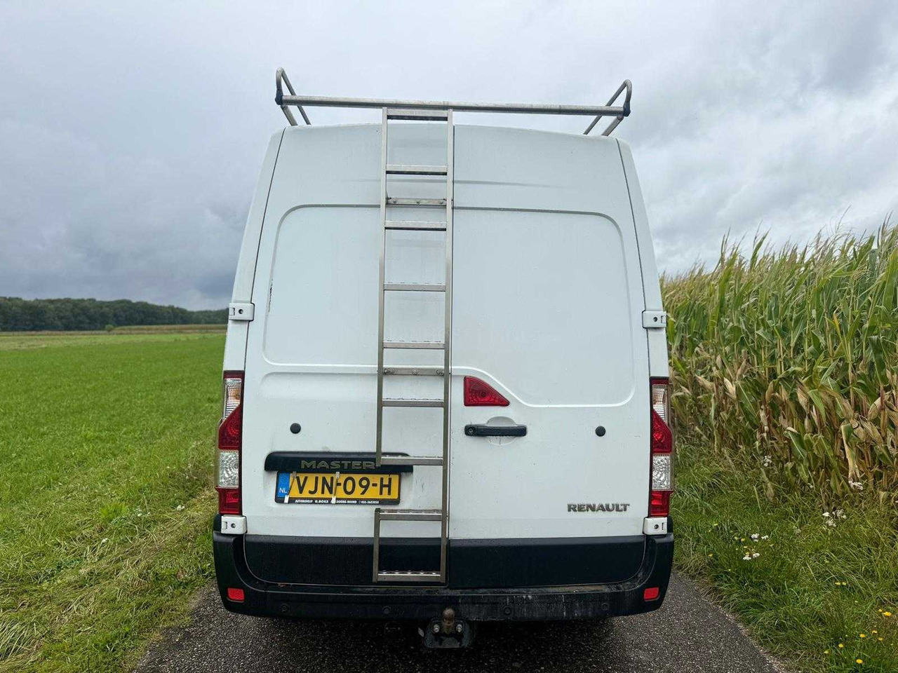 RENAULT - MASTER - T35 2.3 DCI L2H2 - COMMERCIAL VEHICLE - VJN-09-H - Dodávka: obrázok 4 RENAULT - MASTER - T35 2.3 DCI L2H2 - COMMERCIAL VEHICLE - VJN-09-H - Dodávka: obrázok 4