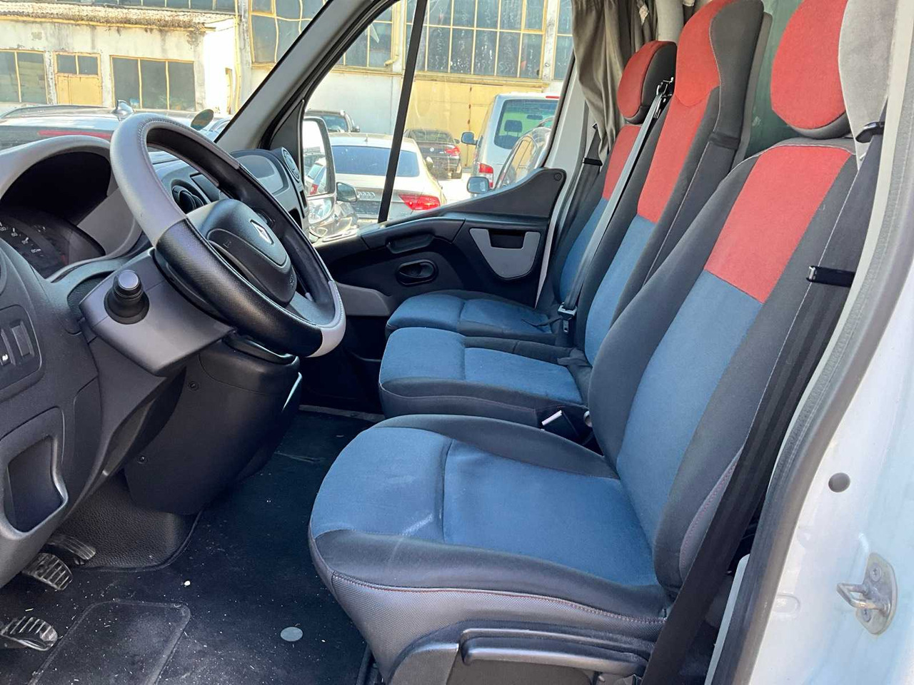 RENAULT MASTER VANS - Dodávka: obrázok 5 RENAULT MASTER VANS - Dodávka: obrázok 5