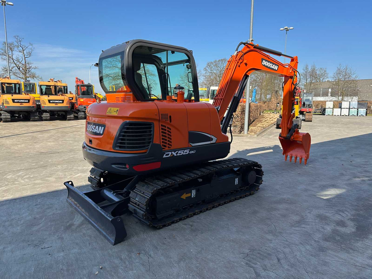 Doosan DX55-9C - Pásové rýpadlo: obrázok 4 Doosan DX55-9C - Pásové rýpadlo: obrázok 4