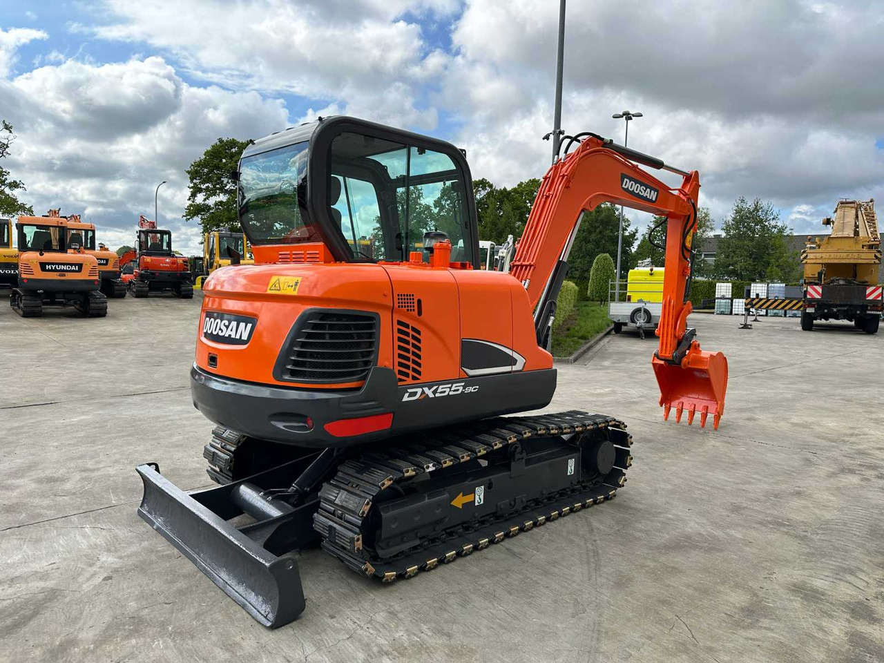 Doosan DX55-9C - Pásové rýpadlo: obrázok 4 Doosan DX55-9C - Pásové rýpadlo: obrázok 4