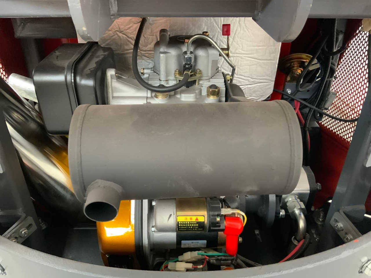 Mini rýpadlo EVERUN - 2025 - ERE10PRO - MINI EXCAVATOR: obrázok 11 Mini rýpadlo EVERUN - 2025 - ERE10PRO - MINI EXCAVATOR: obrázok 11