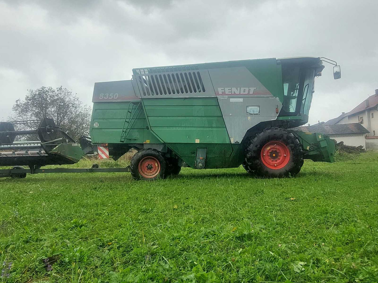 FENDT 8350 - Obilný kombajn: obrázok 2 FENDT 8350 - Obilný kombajn: obrázok 2