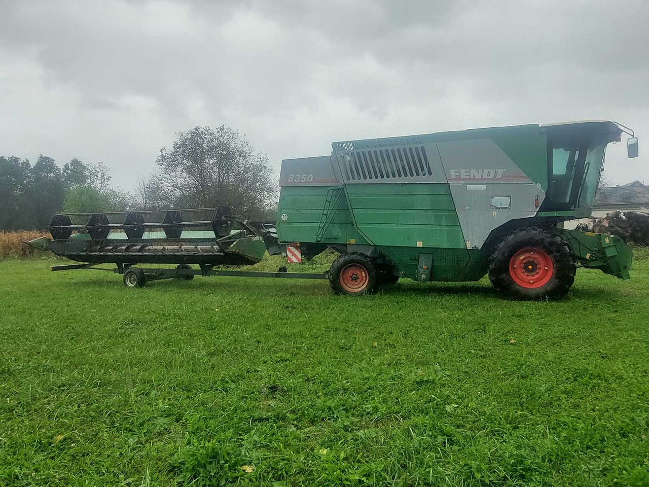 FENDT 8350 - Obilný kombajn: obrázok 1 FENDT 8350 - Obilný kombajn: obrázok 1