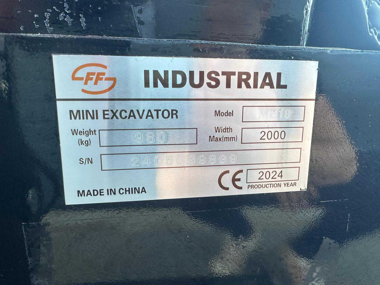 Mini rýpadlo FF Industrial ME18: obrázok 27