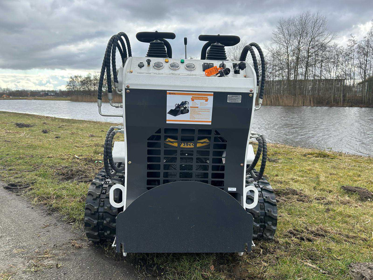 FF industrial ME400 - Kolesový nakladač: obrázok 5 FF industrial ME400 - Kolesový nakladač: obrázok 5