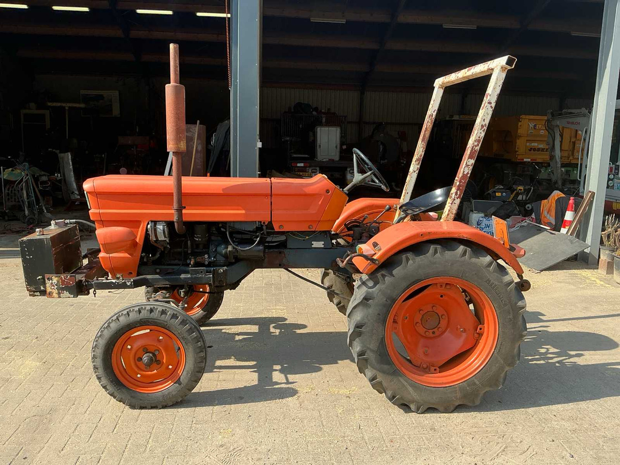 Fiat 300 - Traktor: obrázok 2 Fiat 300 - Traktor: obrázok 2