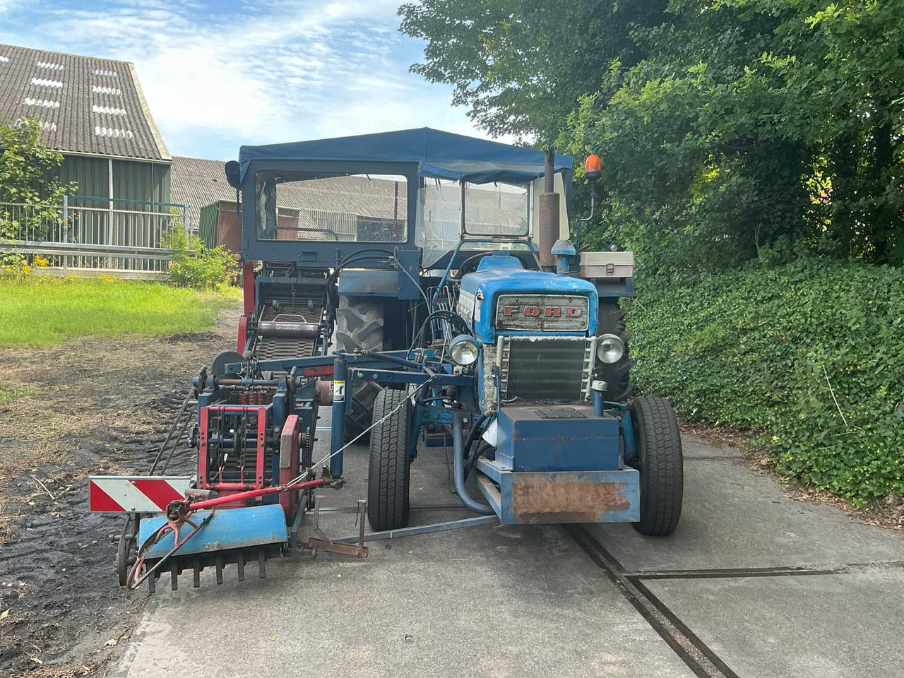 Ford 3000 - Stroje na zber krmovín: obrázok 2 Ford 3000 - Stroje na zber krmovín: obrázok 2
