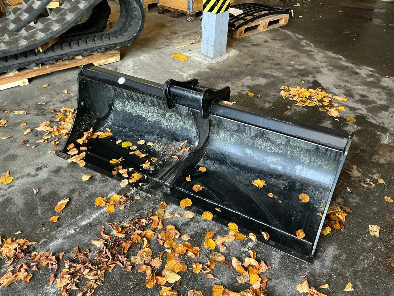 GEITH - 2021 - SPOON FOR YANMAR - Kolesový nakladač: obrázok 1 GEITH - 2021 - SPOON FOR YANMAR - Kolesový nakladač: obrázok 1