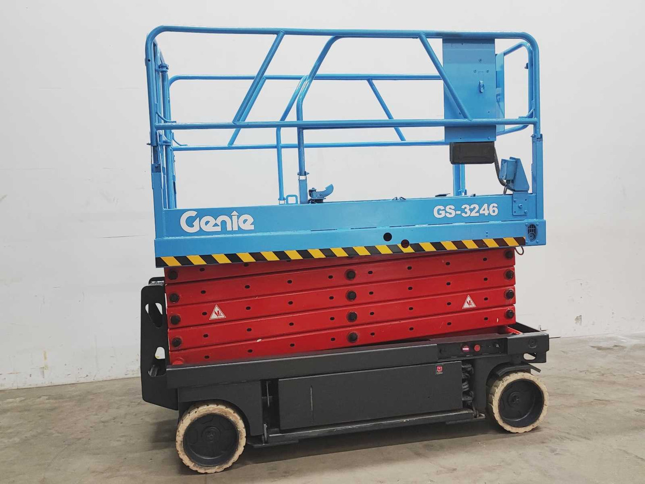 Genie GS-3246 - Pracovná plošina: obrázok 2 Genie GS-3246 - Pracovná plošina: obrázok 2