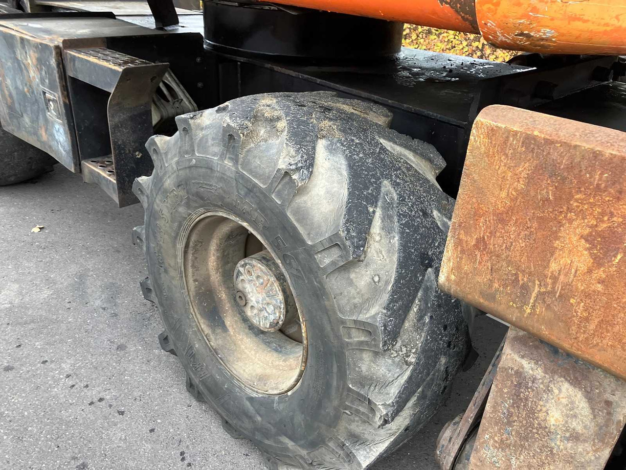 Kolesové rýpadlo HITACHI - 2008 - ZX130W - WHEELED EXCAVATOR: obrázok 17 Kolesové rýpadlo HITACHI - 2008 - ZX130W - WHEELED EXCAVATOR: obrázok 17