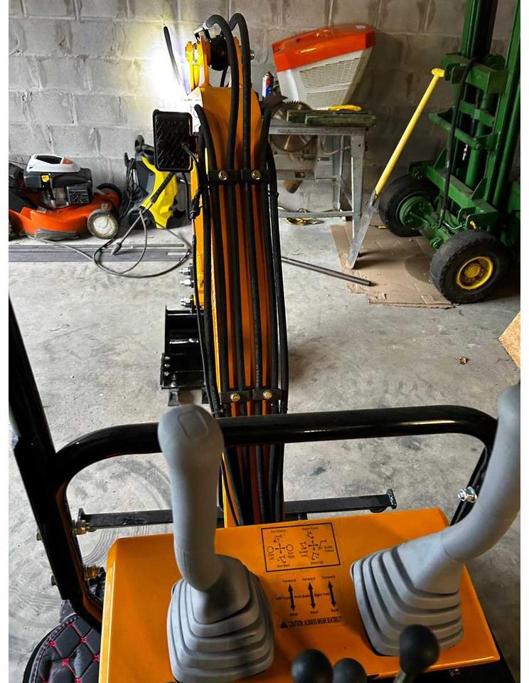 Mini rýpadlo HT10 MINI EXCAVATOR 2025: obrázok 16 Mini rýpadlo HT10 MINI EXCAVATOR 2025: obrázok 16