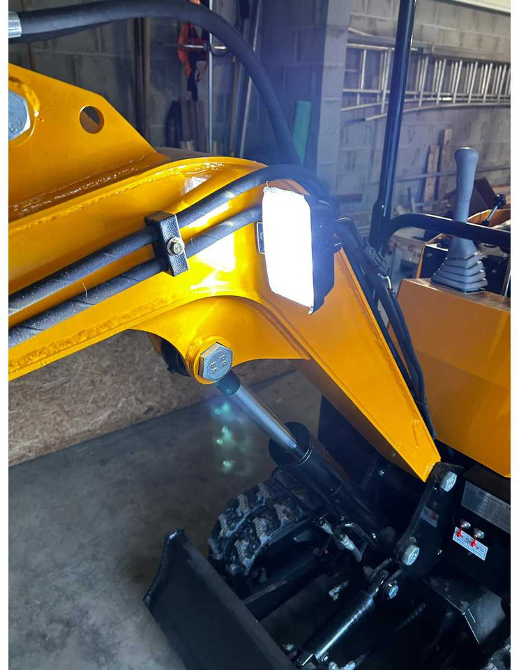 Mini rýpadlo HT10 MINI EXCAVATOR 2025: obrázok 9 Mini rýpadlo HT10 MINI EXCAVATOR 2025: obrázok 9