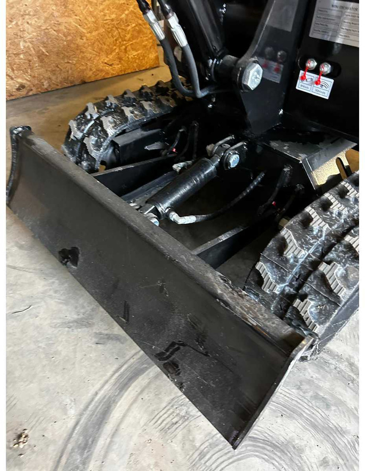 Mini rýpadlo HT10 MINI EXCAVATOR 2025: obrázok 10 Mini rýpadlo HT10 MINI EXCAVATOR 2025: obrázok 10