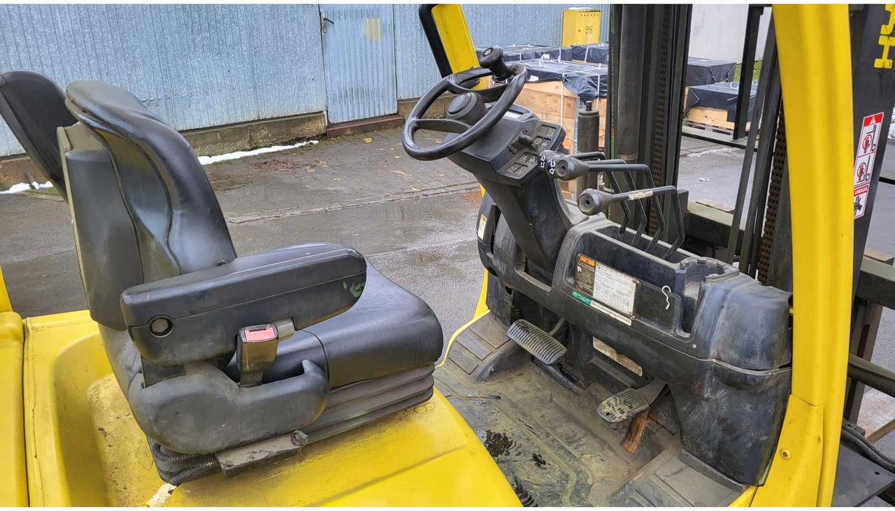 HYSTER H3.0FT FORKLIFT - Vysokozdvižný vozík: obrázok 3 HYSTER H3.0FT FORKLIFT - Vysokozdvižný vozík: obrázok 3