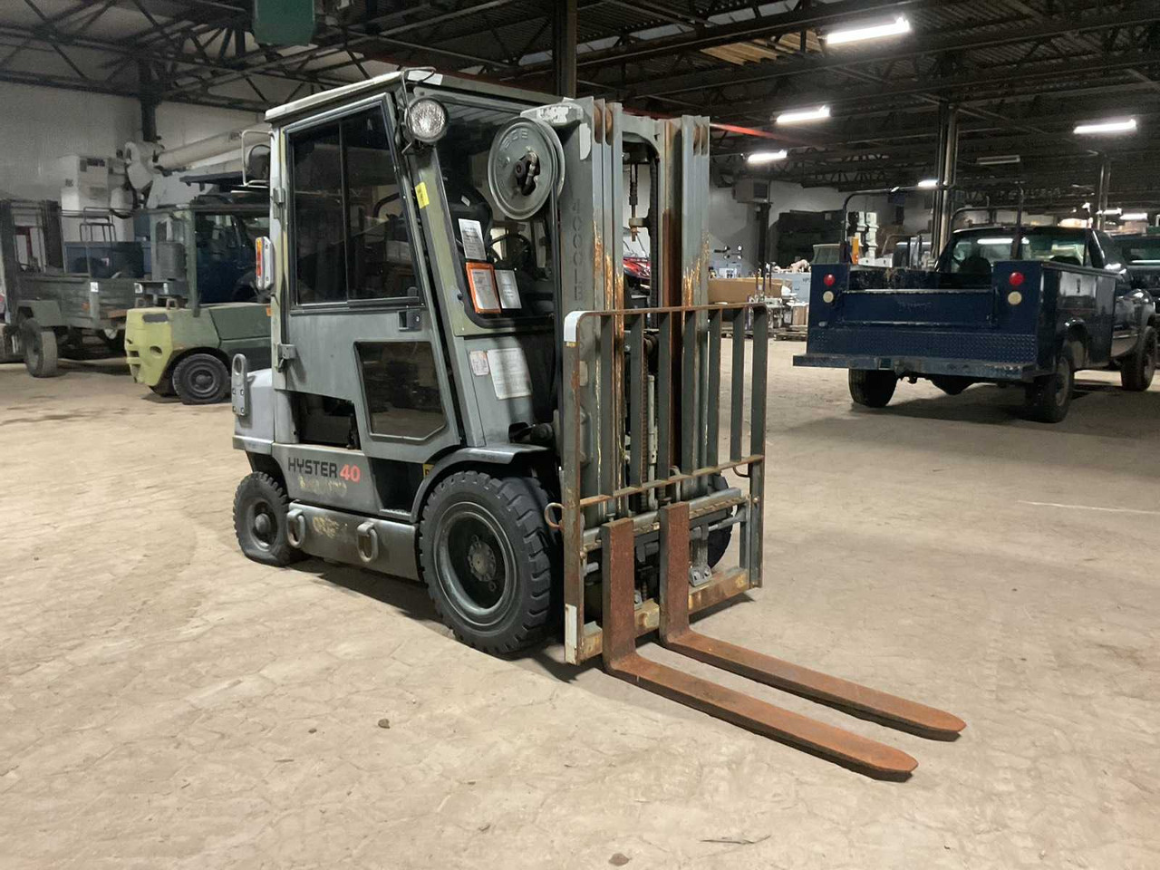 HYSTER H40XM FORKLIFT - Vysokozdvižný vozík: obrázok 2 HYSTER H40XM FORKLIFT - Vysokozdvižný vozík: obrázok 2