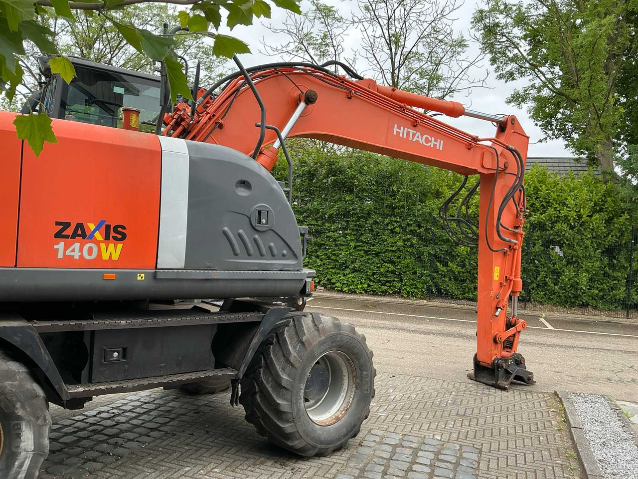 Hitachi ZX140W-3 - Kolesové rýpadlo: obrázok 5 Hitachi ZX140W-3 - Kolesové rýpadlo: obrázok 5