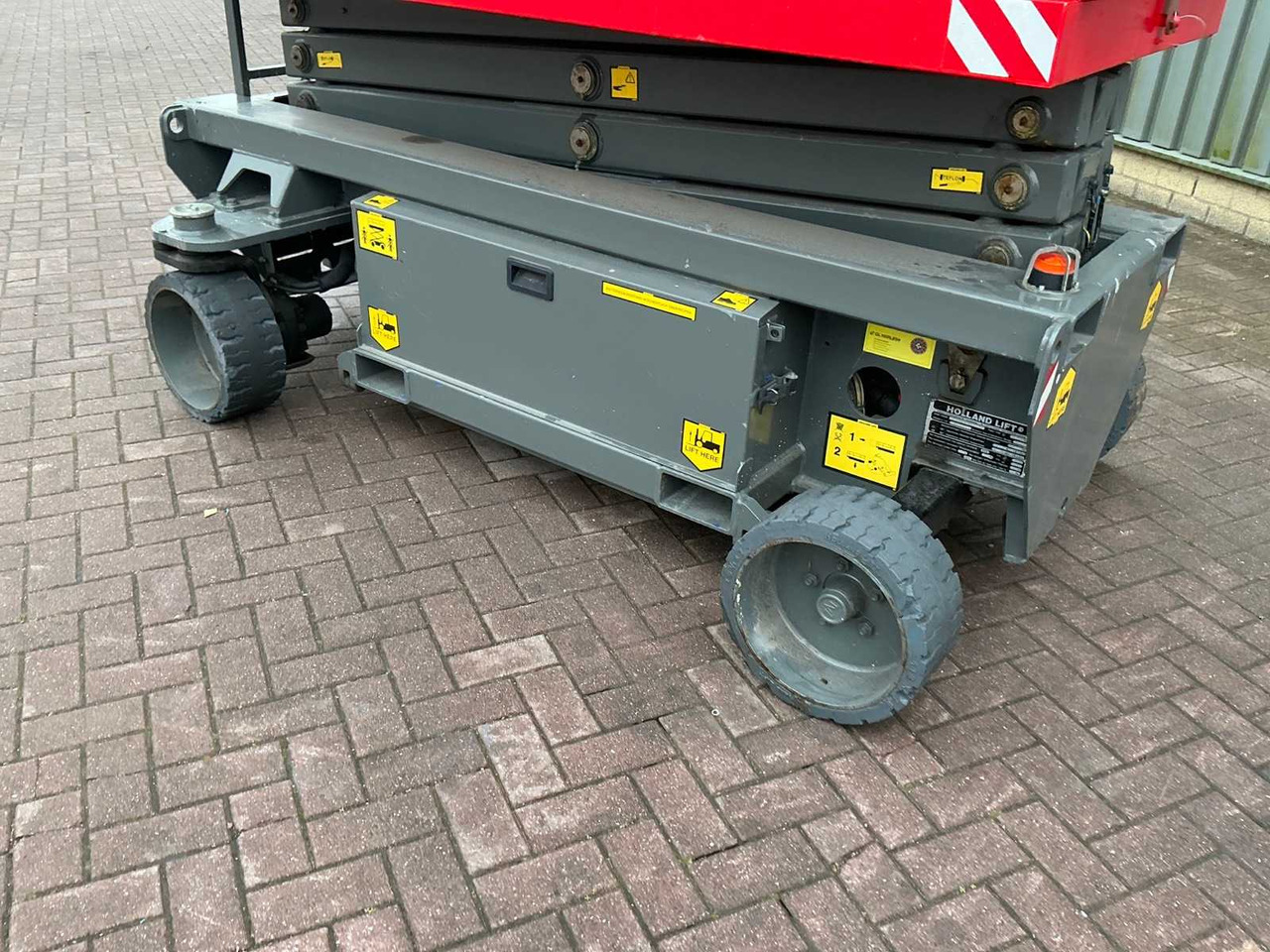 Pracovná plošina Holland lift HL-7814: obrázok 8 Pracovná plošina Holland lift HL-7814: obrázok 8