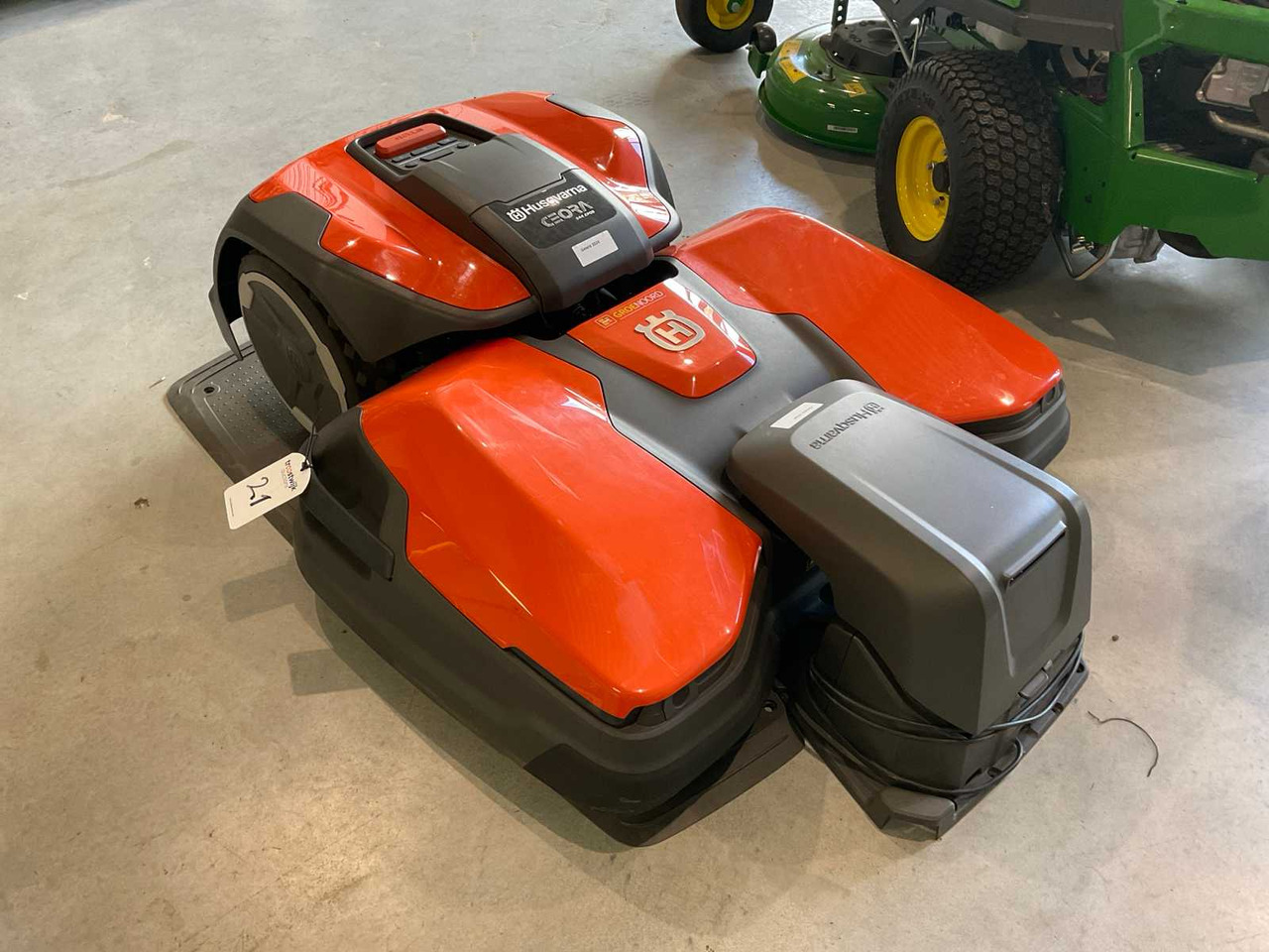 Husqvarna CEORA 544 EPOS - Záhradná kosačka: obrázok 4 Husqvarna CEORA 544 EPOS - Záhradná kosačka: obrázok 4