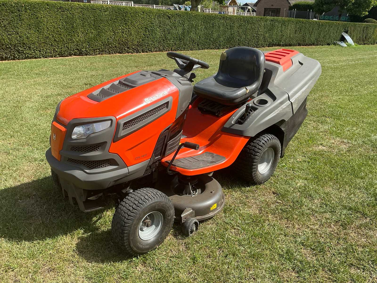Husqvarna CTH164T - Záhradná kosačka: obrázok 1 Husqvarna CTH164T - Záhradná kosačka: obrázok 1