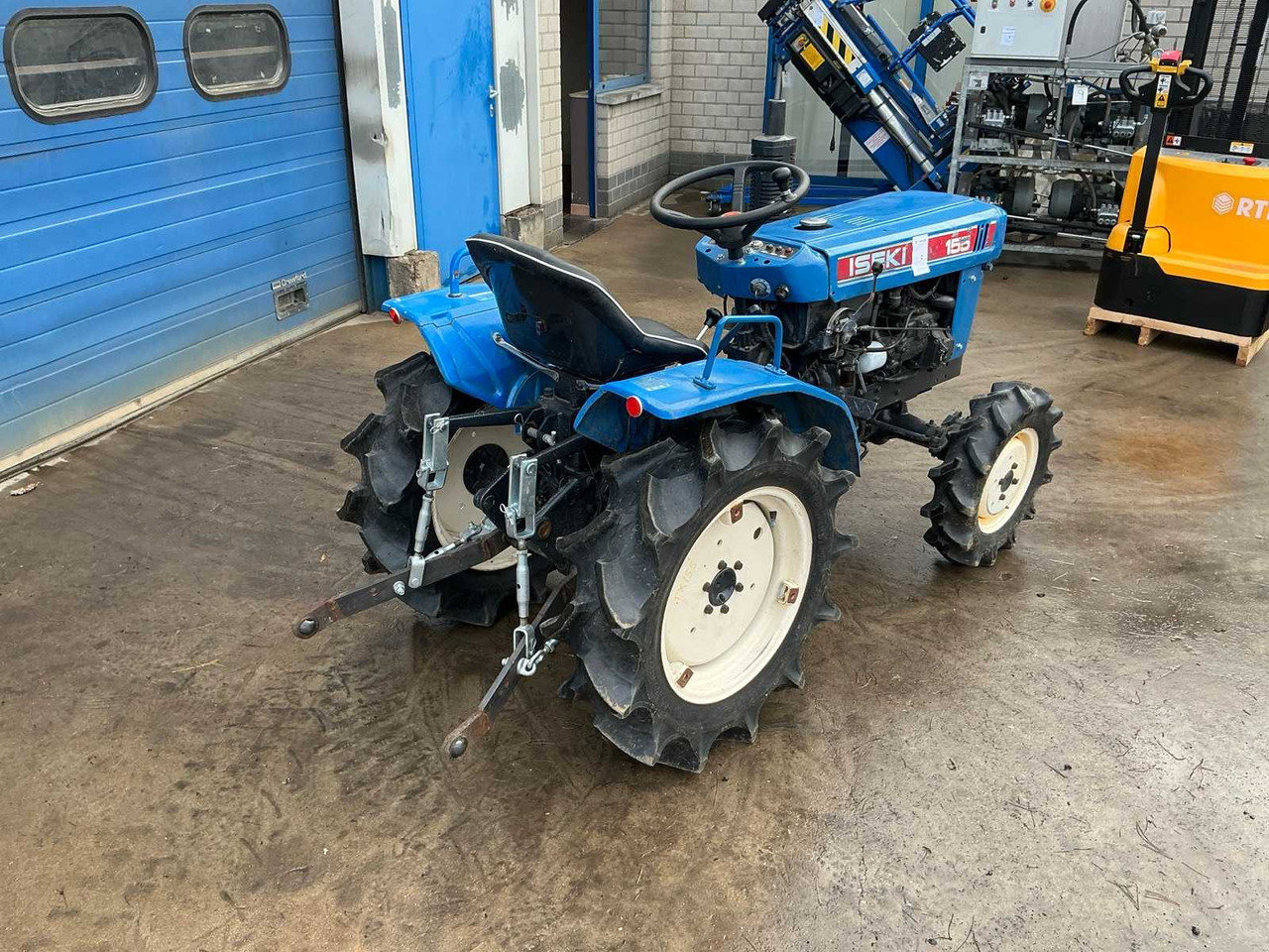 Iseki 155 - Kompaktný traktor: obrázok 5 Iseki 155 - Kompaktný traktor: obrázok 5