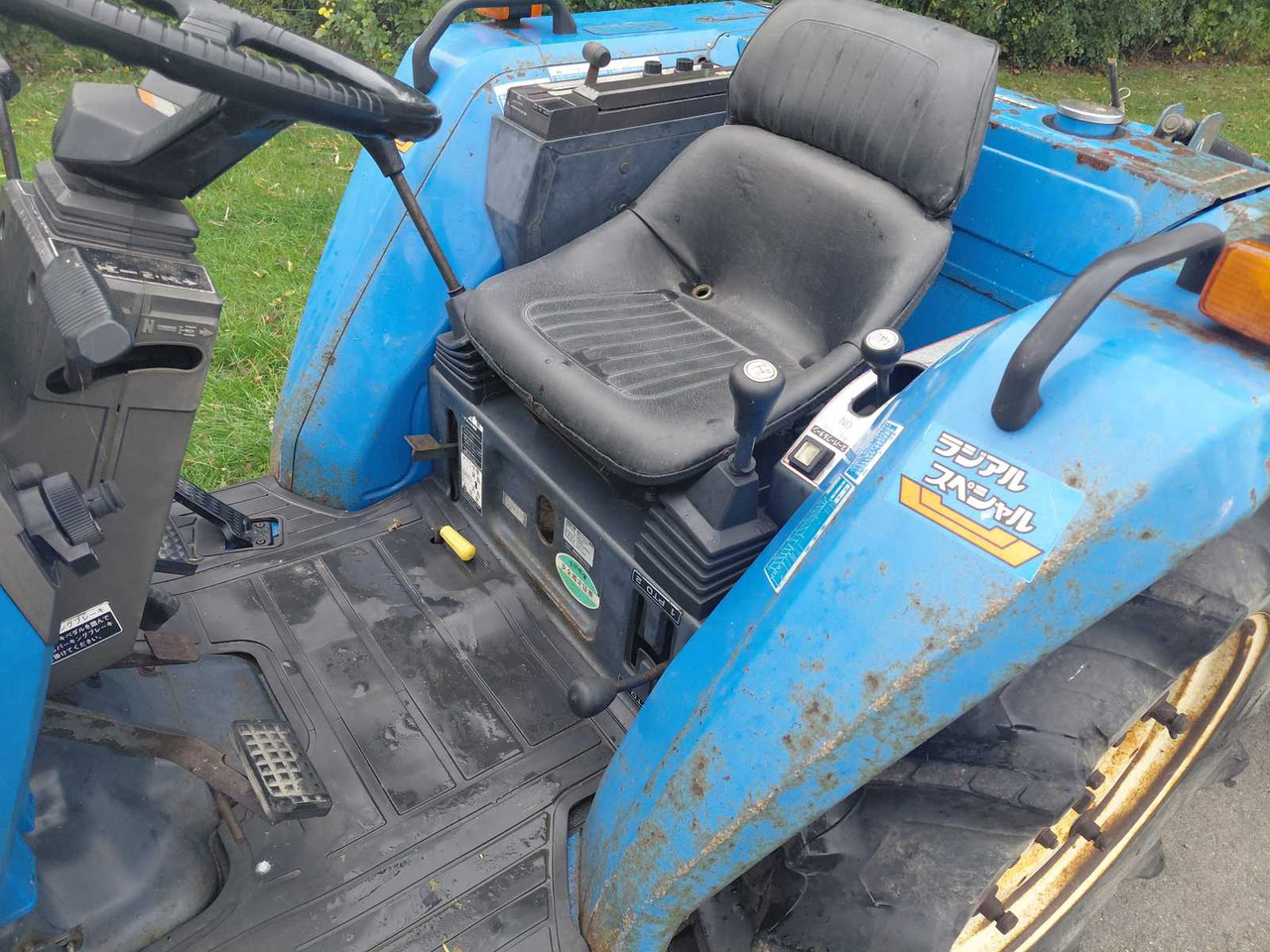 Iseki TA227 - Kompaktný traktor: obrázok 5 Iseki TA227 - Kompaktný traktor: obrázok 5