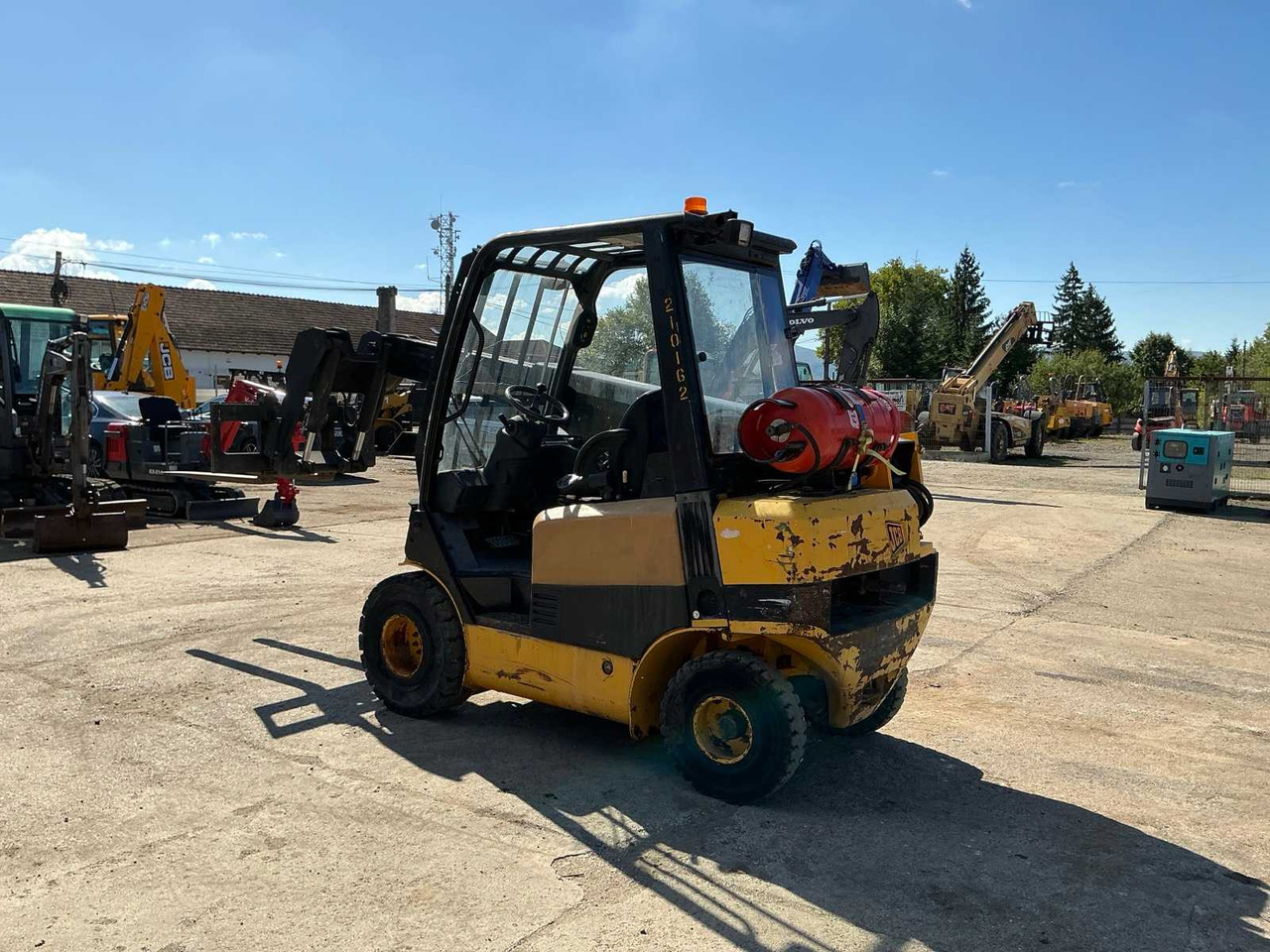 JCB - TELETRUCK - FORKLIFT TRUCKS - 2005 - Vysokozdvižný vozík: obrázok 4 JCB - TELETRUCK - FORKLIFT TRUCKS - 2005 - Vysokozdvižný vozík: obrázok 4