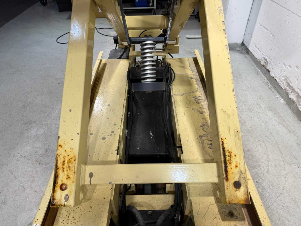 Pracovná plošina JLG - 2013 - 1930ES - AERIAL PLATFORM: obrázok 26 Pracovná plošina JLG - 2013 - 1930ES - AERIAL PLATFORM: obrázok 26