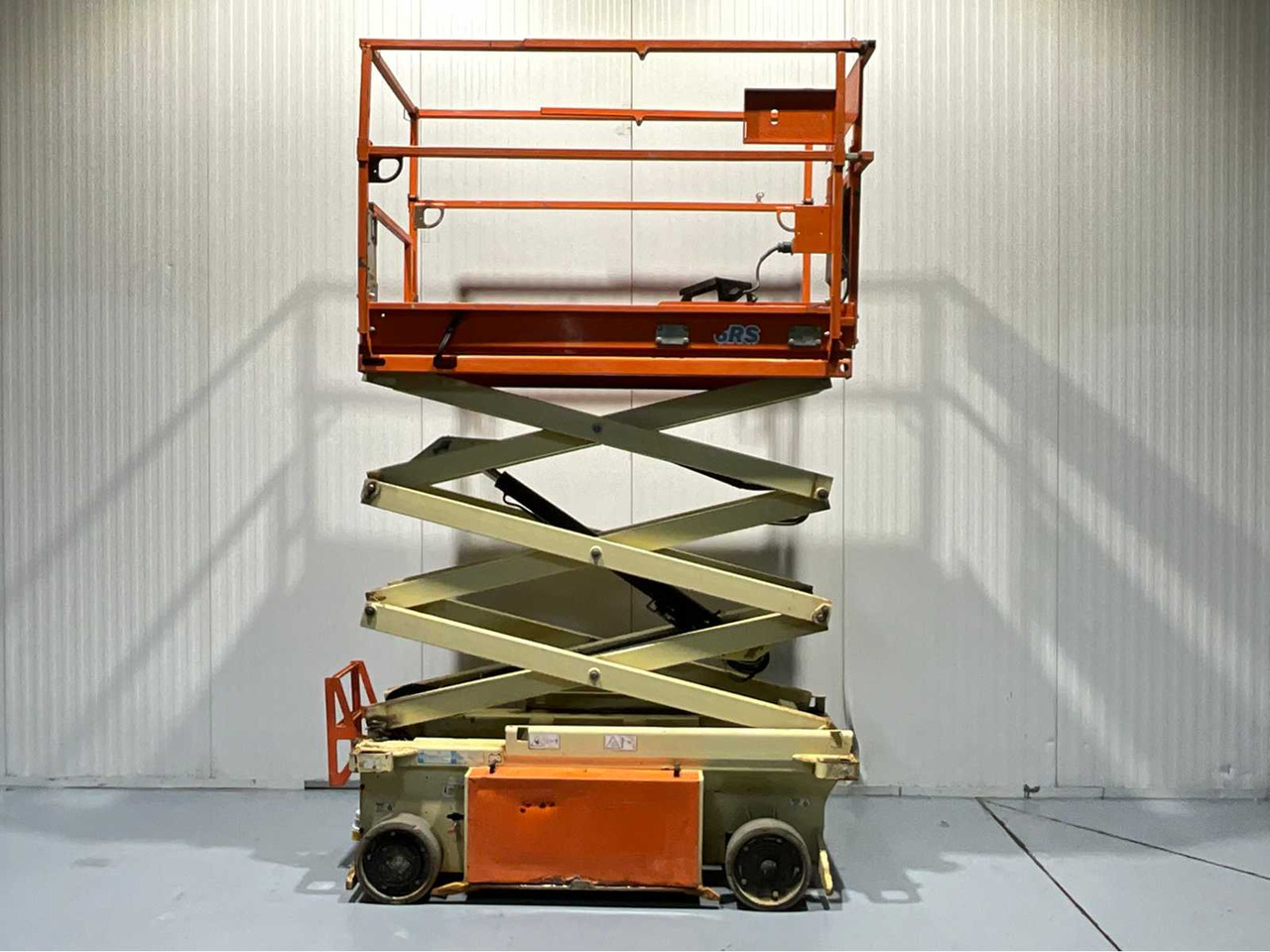 JLG -6RS - AERIAL PLATFORM, WORKING HEIGHT 7.8M, EXTENDABLE TO 2.55M, 199 HOURS. YEAR 2015 - Pracovná plošina: obrázok 4 JLG -6RS - AERIAL PLATFORM, WORKING HEIGHT 7.8M, EXTENDABLE TO 2.55M, 199 HOURS. YEAR 2015 - Pracovná plošina: obrázok 4