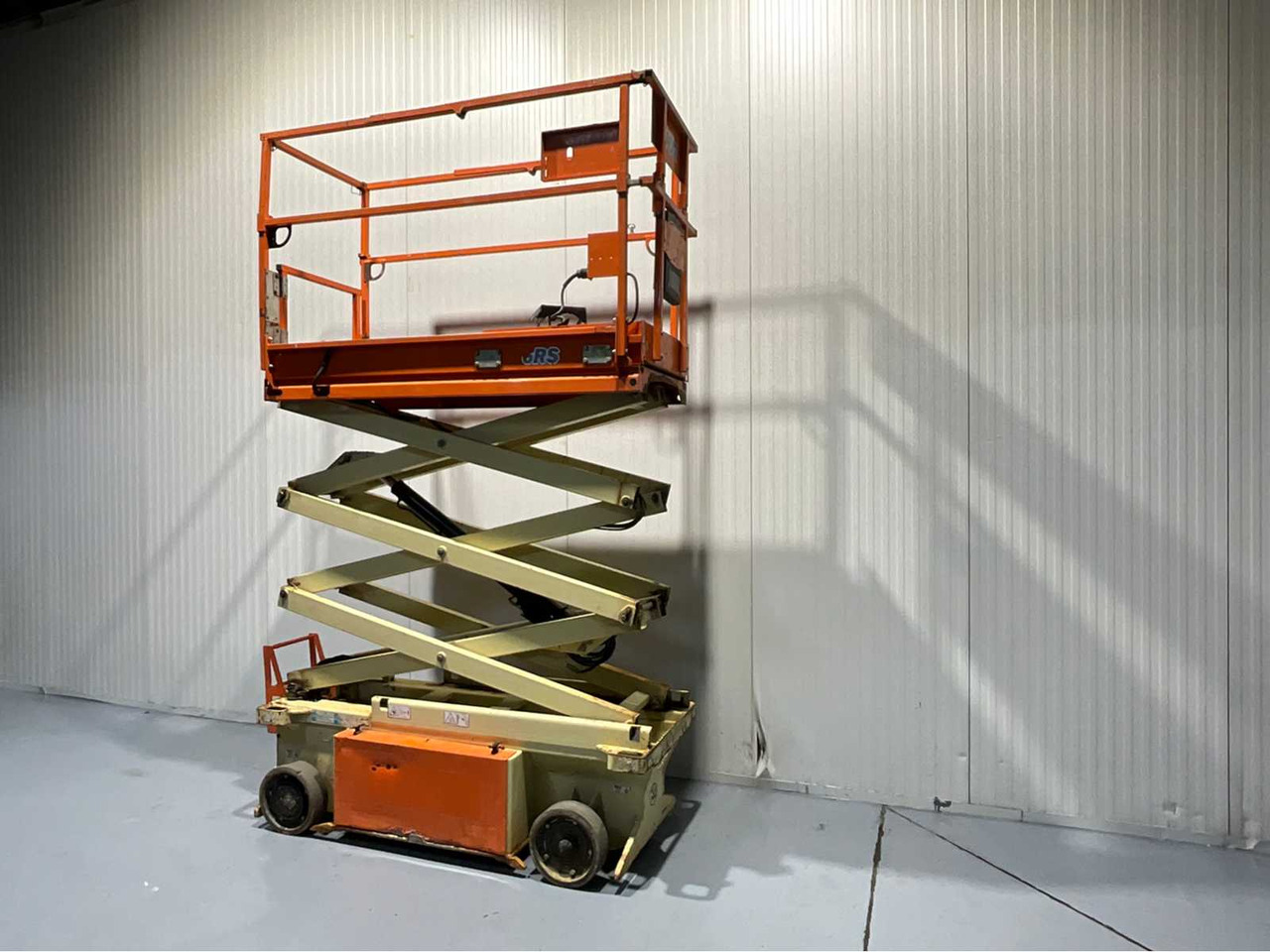 JLG -6RS - AERIAL PLATFORM, WORKING HEIGHT 7.8M, EXTENDABLE TO 2.55M, 199 HOURS. YEAR 2015 - Pracovná plošina: obrázok 5 JLG -6RS - AERIAL PLATFORM, WORKING HEIGHT 7.8M, EXTENDABLE TO 2.55M, 199 HOURS. YEAR 2015 - Pracovná plošina: obrázok 5