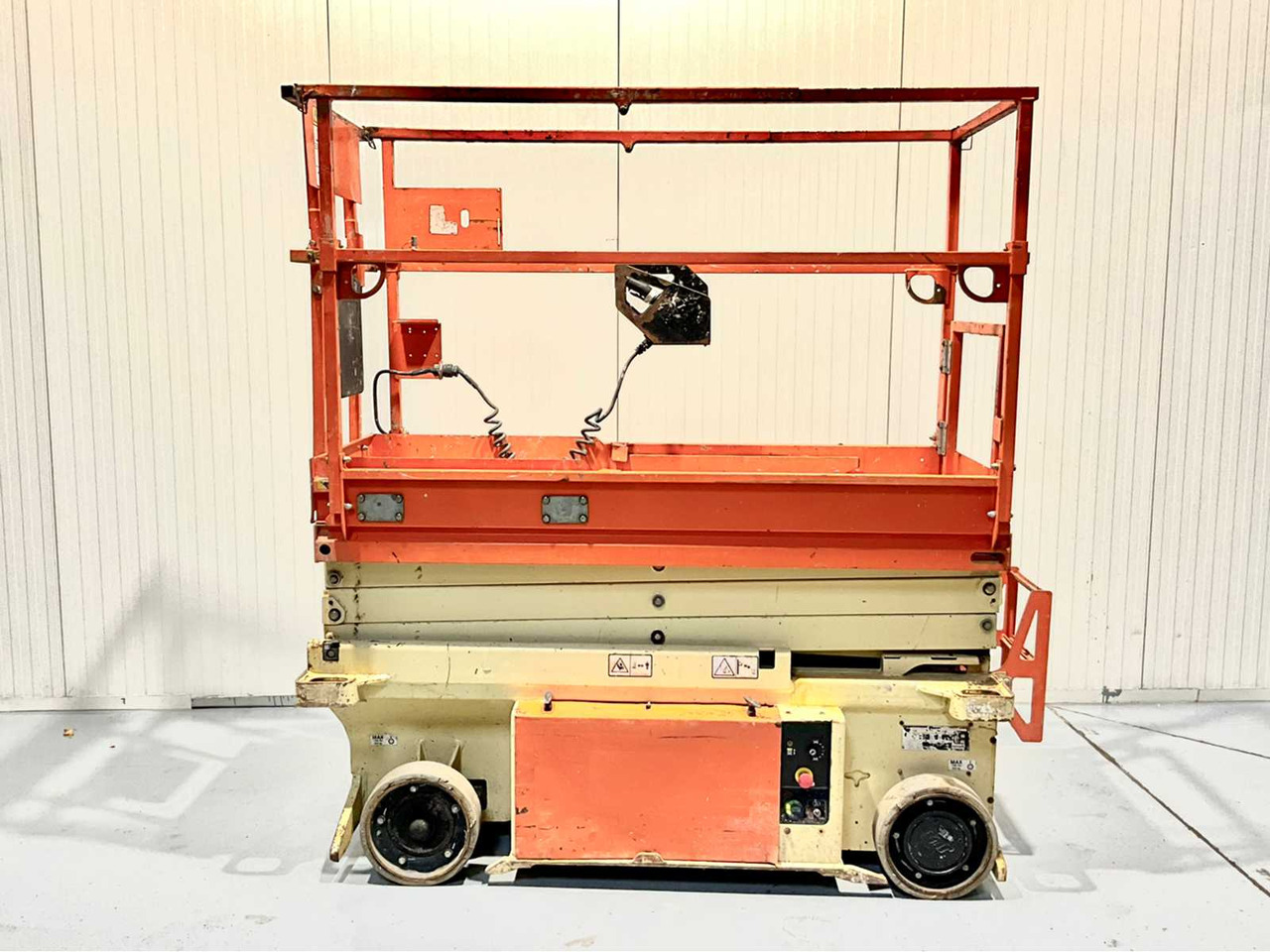 JLG -6RS - AERIAL WORK PLATFORM, 2015, 7.8M, 279 HOURS, SCISSOR LIFT - Pracovná plošina: obrázok 3 JLG -6RS - AERIAL WORK PLATFORM, 2015, 7.8M, 279 HOURS, SCISSOR LIFT - Pracovná plošina: obrázok 3