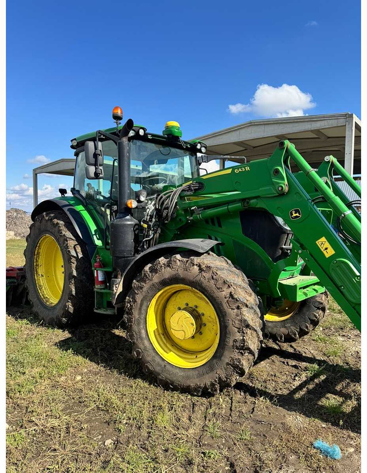 JOHN DEERE 6155R - Traktor: obrázok 4 JOHN DEERE 6155R - Traktor: obrázok 4