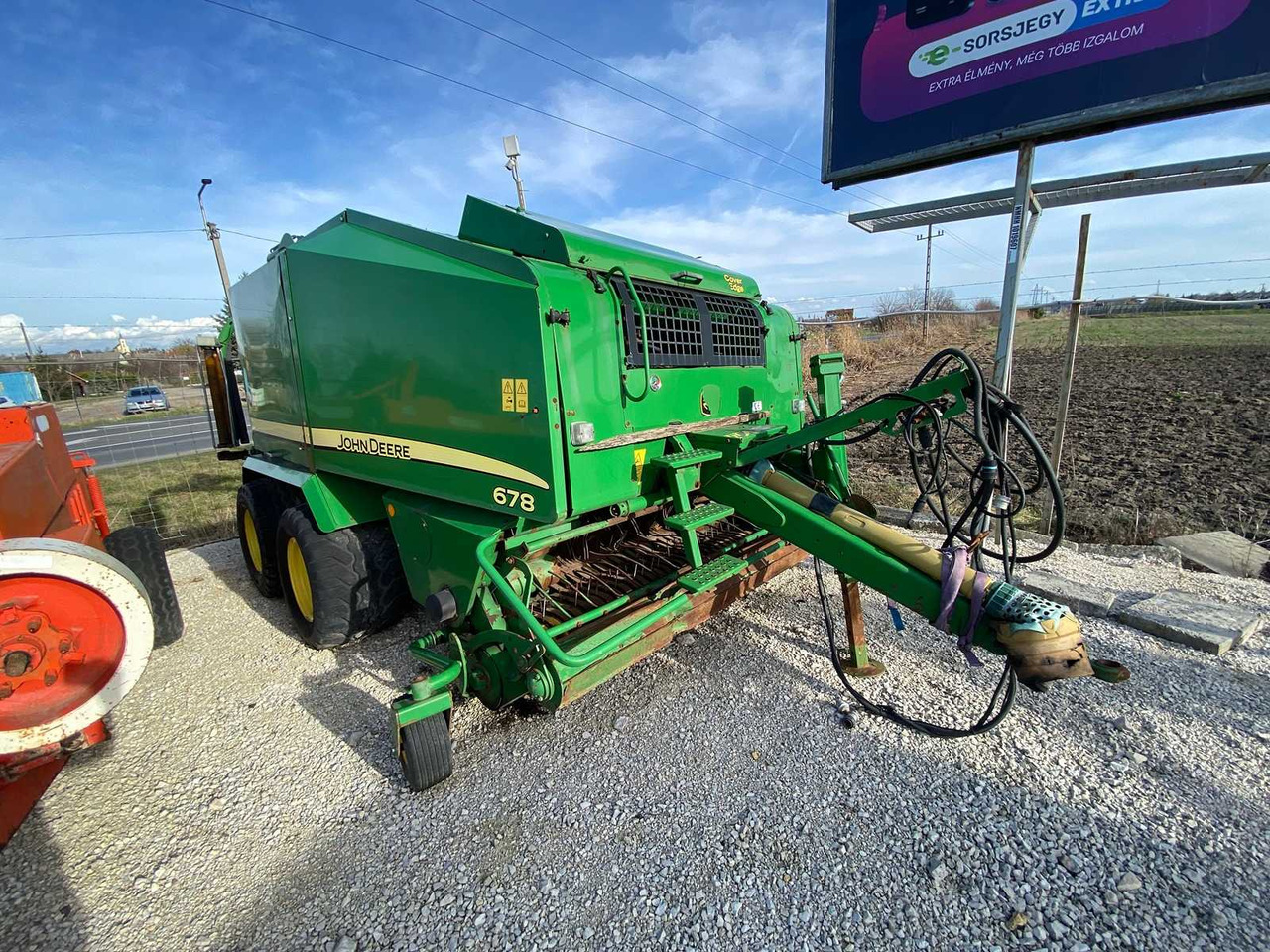 JOHN DEERE 678/HB/- - Lis na okrúhle balíky: obrázok 2 JOHN DEERE 678/HB/- - Lis na okrúhle balíky: obrázok 2