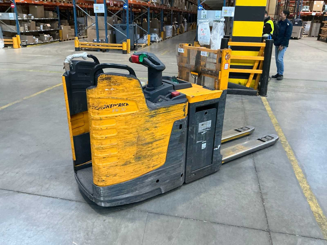 JUNGHEINRICH FORKLIFT - Vysokozdvižný vozík: obrázok 4 JUNGHEINRICH FORKLIFT - Vysokozdvižný vozík: obrázok 4